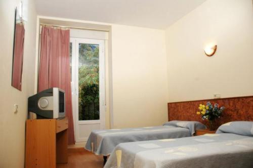 Hostal Camino Мадрид Экстерьер фото
